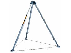 Treppiede in alluminio 3M Protecta AM100 con gambe telescopiche bloccabili e regolabili, 2,4mt