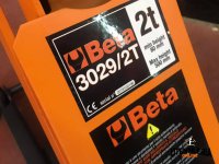 Sollevatore idraulico Beta 3029/2T ribassato a 4 ruote da 2t