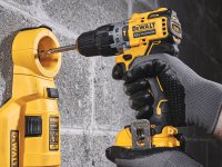 Trapano avvitatore a percussione DeWalt 12V XR Litio 2.0Ah a batteria