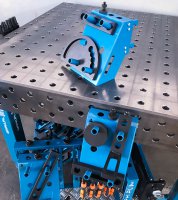 Banco per saldatura con ruote SteelMax GPPH in acciaio rinforzato 3x1,48mt fori 28mm