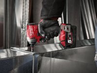 Avvitatore ad impulsi Milwaukee M18 Fuel FID2 attacco esagonale 1/4