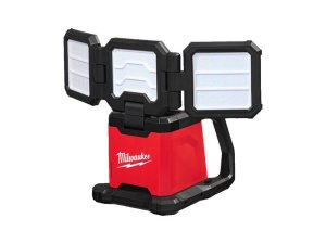 Faro Led Milwaukee M18 MDTL-0 a 3 teste multidirezionali, 4500 lumen