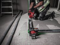 Livella laser Milwaukee M12 3PL-401C a 3 linee 360 gradi raggio verde