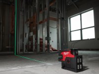 Livella laser Milwaukee M12 CLL4P a raggio verde con 2 linee con 4 punti piombo, portata 38 metri