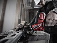 Seghetto dritto a batteria Milwaukee M12 Fuel CHZ