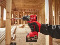 Trapano con percussione Milwaukee M18 BLPDRC con 2 batterie, caricabatterie e valigetta