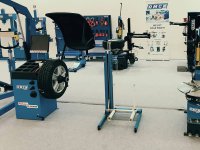 Sollevatore idraulico per ruote e pneumatici OMCN SIF-XR, portata 100Kg