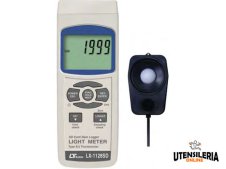Luxmetro con ingresso sonde K e carta SD per misurazioni di temperatura
